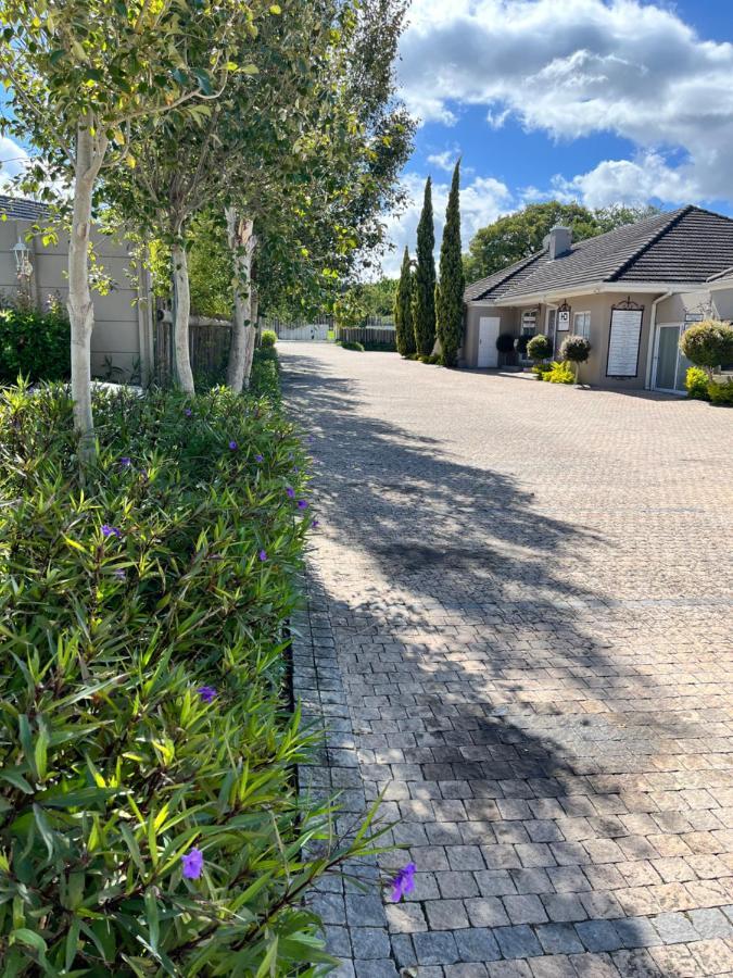 Somerset West Garden Apartments 1 Экстерьер фото
