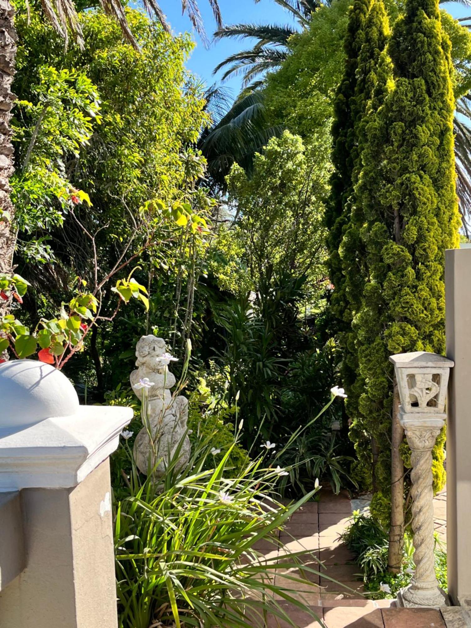 Somerset West Garden Apartments 1 Экстерьер фото